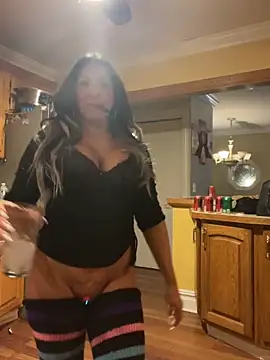 LittleMissEeveのライブXXXチャット