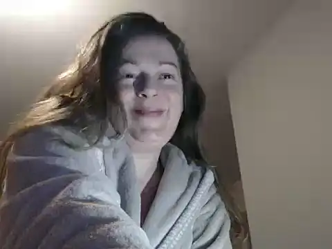 FurryCupLove555 élő XXX-chatje