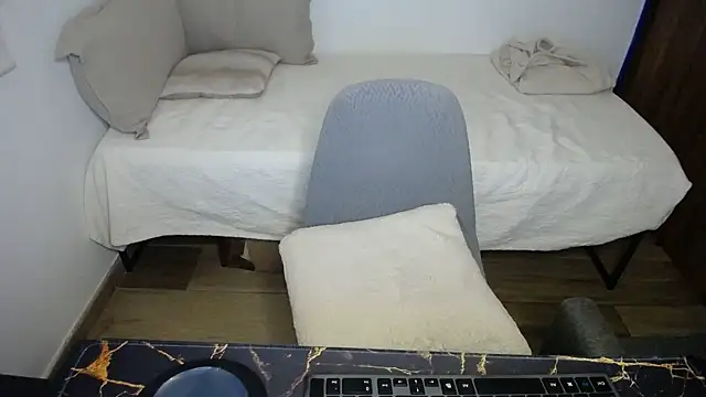 Chatroom XXX en direct de bossking017