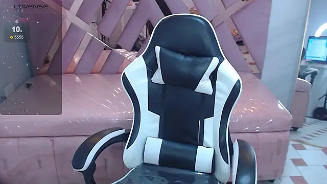 Chat +18 de Kendra_rouse_v ao vivo