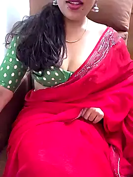 Roja-Telugu777のライブXXXチャット