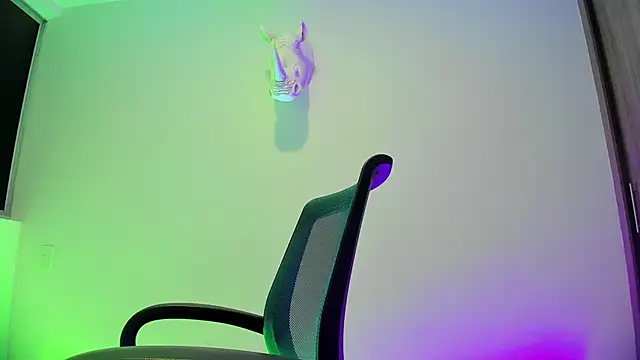 XXX chat uživo modela Dagoti