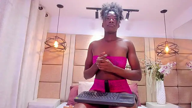 NalaRoux élő XXX-chatje