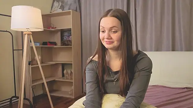 MyeshaKorsak Adlı Modelin Canlı XXX Sohbeti