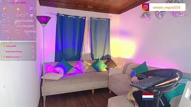 Chat +18 de samara_veguz222 ao vivo