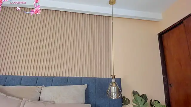 Chatroom XXX en direct de kathecute__