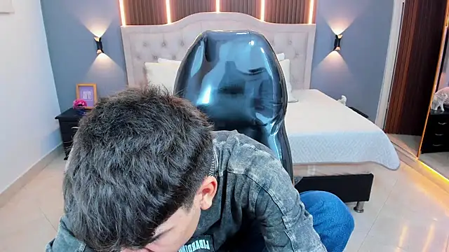 Tommy18__n Live XXX chat