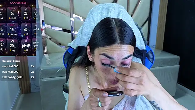 Chat +18 de Maily_a_ ao vivo