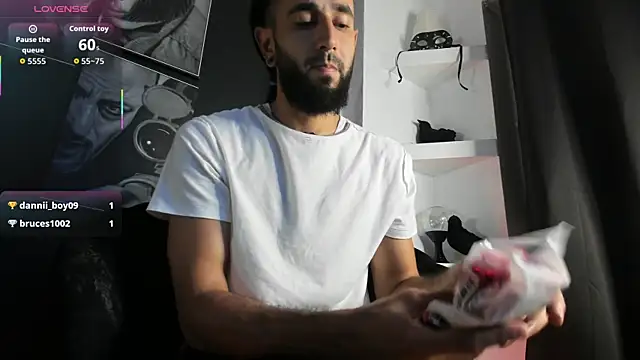 Tatis__ Adlı Modelin Canlı XXX Sohbeti