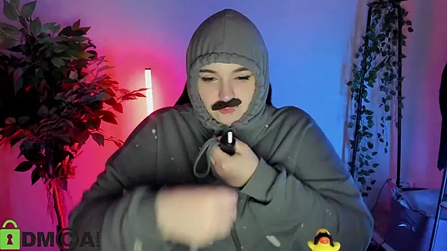 Mia_R0ss লাইভ XXX চ্যাট