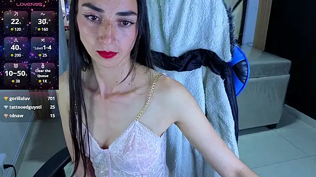 Maily_a_ élő XXX-chatje