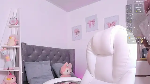 Molydoll Live XXX-Chat