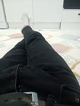 Kurtsikici@xh 现场XXX聊天