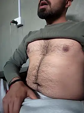 Chatroom XXX en direct de 77fuckerboy_