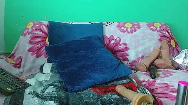 avaleri_cherry élő XXX-chatje