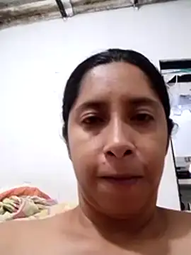 hotaniani's Live XXX Chat