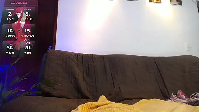 shellsy_hans' Live XXX Chat