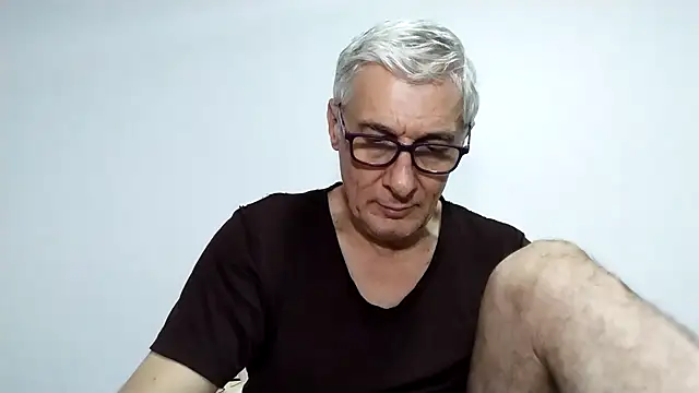 BIGUNCUTHARDCOCK – Live XXX-chat