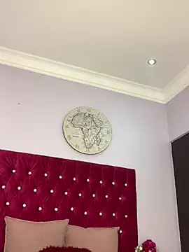 VeryGoodBadGirl1 Show Webcam