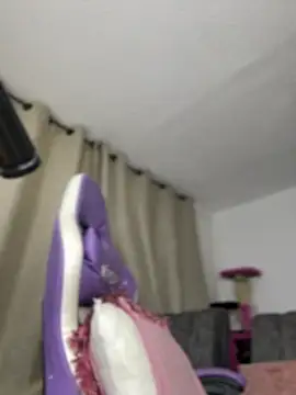 Czat XXX na żywo – Miaa_love6969