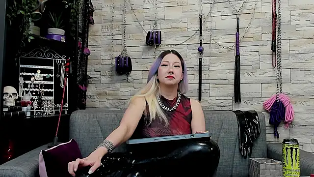 CruelMistressのライブXXXチャット