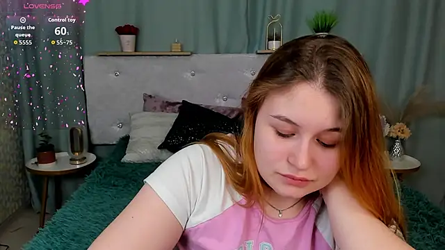 MilanaXHoney Chat XXX in diretta