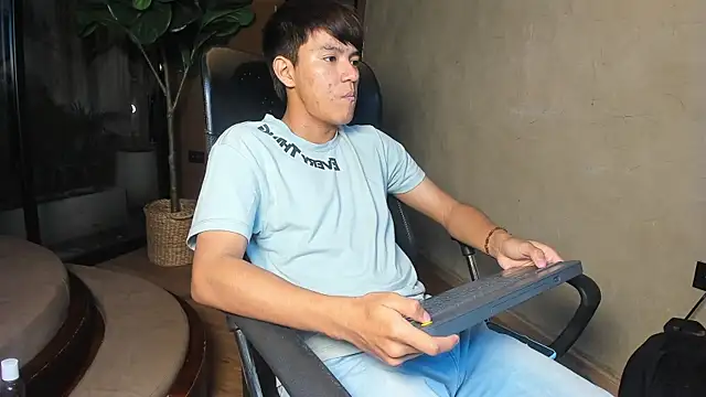 isaac_grimm Live XXX-chat