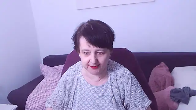 دردشة ChristaRose الجنسية المباشرة