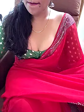 Živý XXX chat Roja-Telugu777