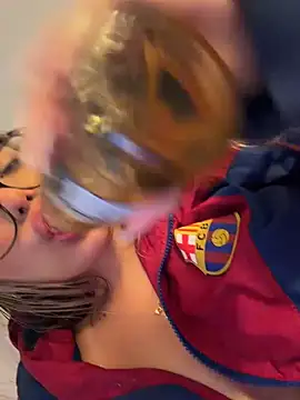 saliha_pinky_ Show Webcam