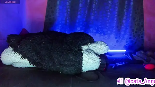Cata-angel Adlı Modelin Canlı XXX Sohbeti