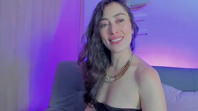 Amatiista Adlı Modelin Canlı XXX Sohbeti