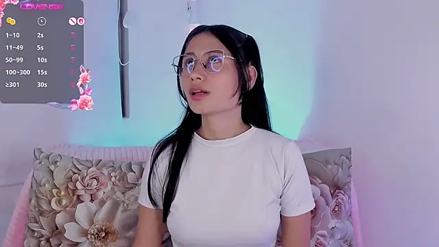 Chat XXX Live NayeCloud