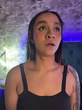 Isabella-Teen Obrolan Langsung XXX