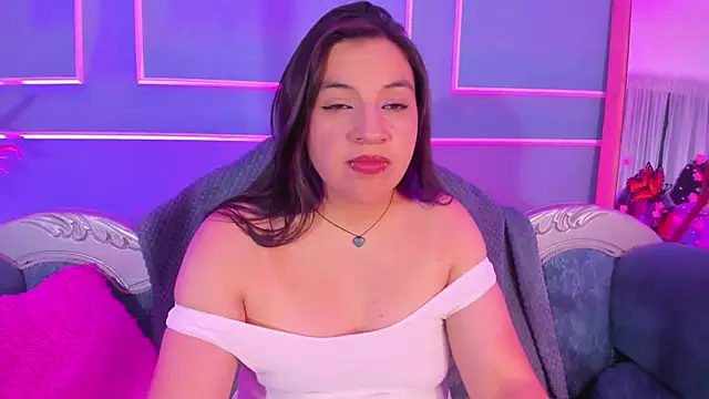TaraTaylorr Live XXX-Chat