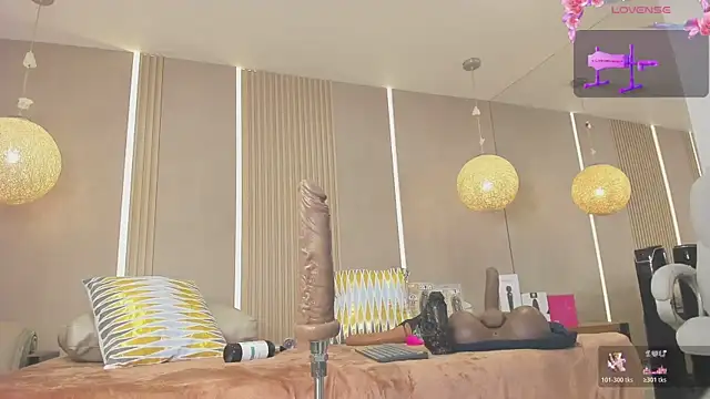 sabrina_shark_ élő XXX-chatje