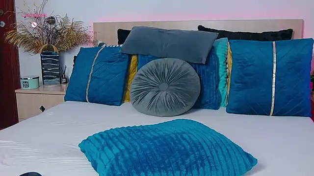 Chat +18 de Miss_Ava ao vivo