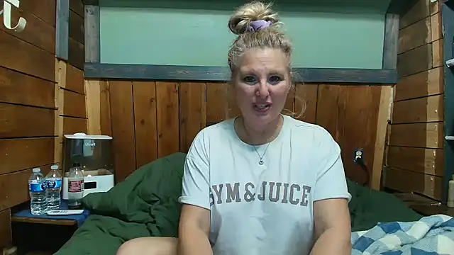 lisaxlovexxx's Live XXX Chat