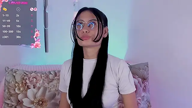 NayeCloud: απευθείας συνομιλία ΧΧΧ