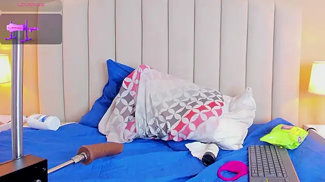 Chat +18 de Rachel_Donnelly ao vivo