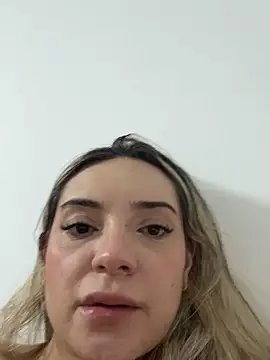 Онлайн чат XXX mariablonde