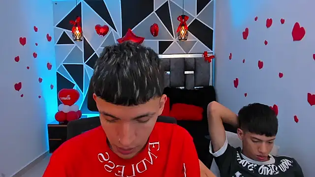 Pokazy przed kamerką – Juan_Nd_Steven