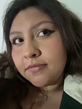 Larissa_AntonellaのライブXXXチャット