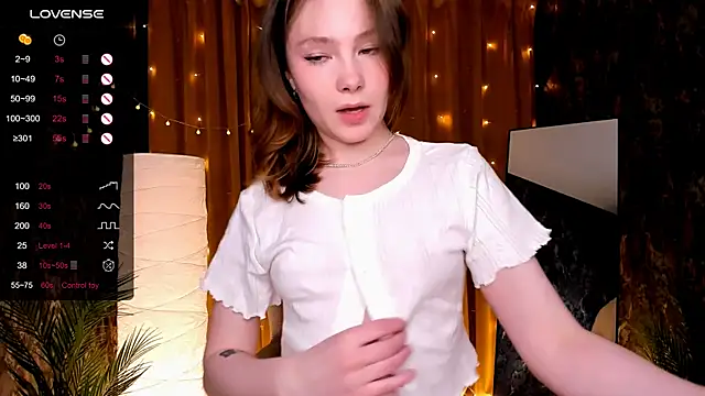 LanaBlu_'s Live XXX Chat