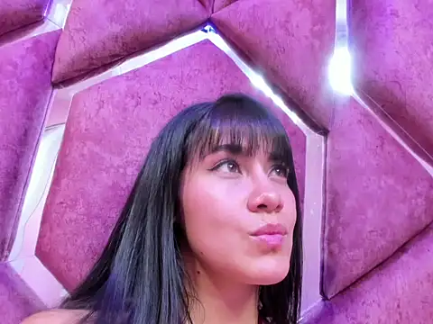 Živý XXX chat Luna_Staar69