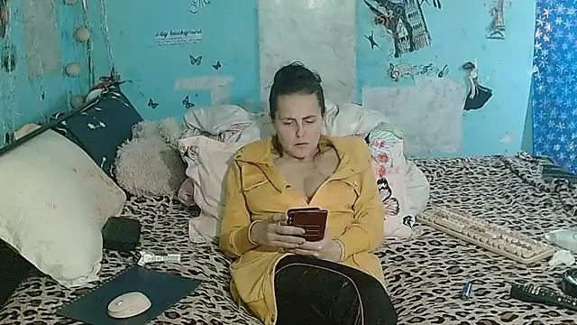 brighteyes77 – Live XXX-chat