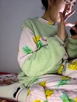 XXX chat uživo modela altinya