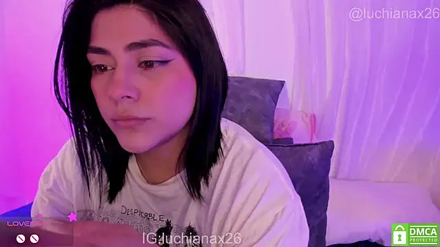 lucy26_ Chat XXX in diretta