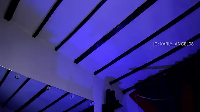 Вебкам-шоу karly_angeel