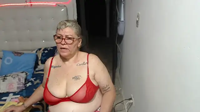 Chat XXX en directo de Olgahunder